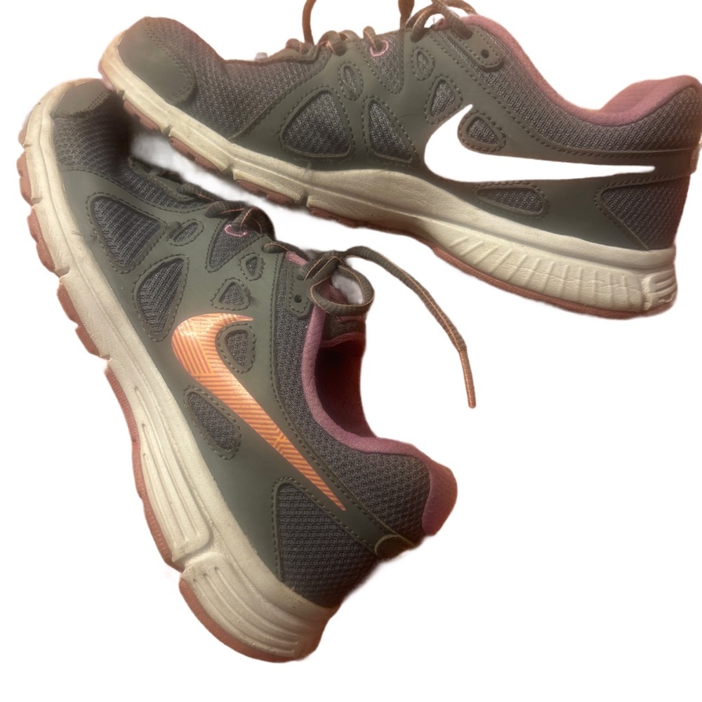 Nike Ladies shoes - size 9